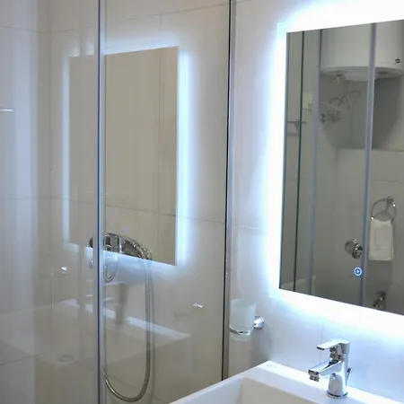 Apartament Seaside 27, Rana E Hedhun